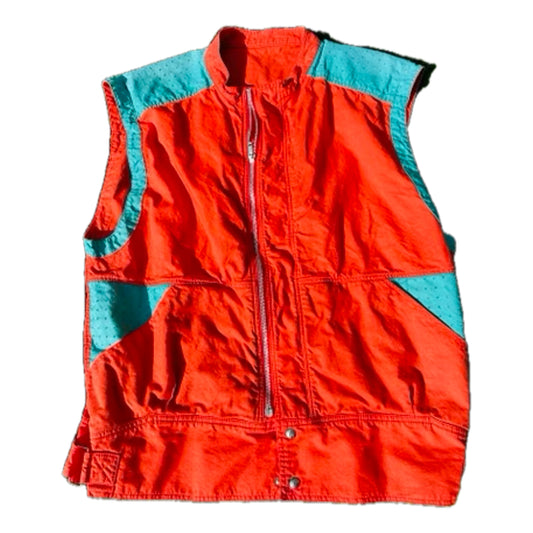 Aquaberry Vest “Stars In The Roof Of My Car” Video